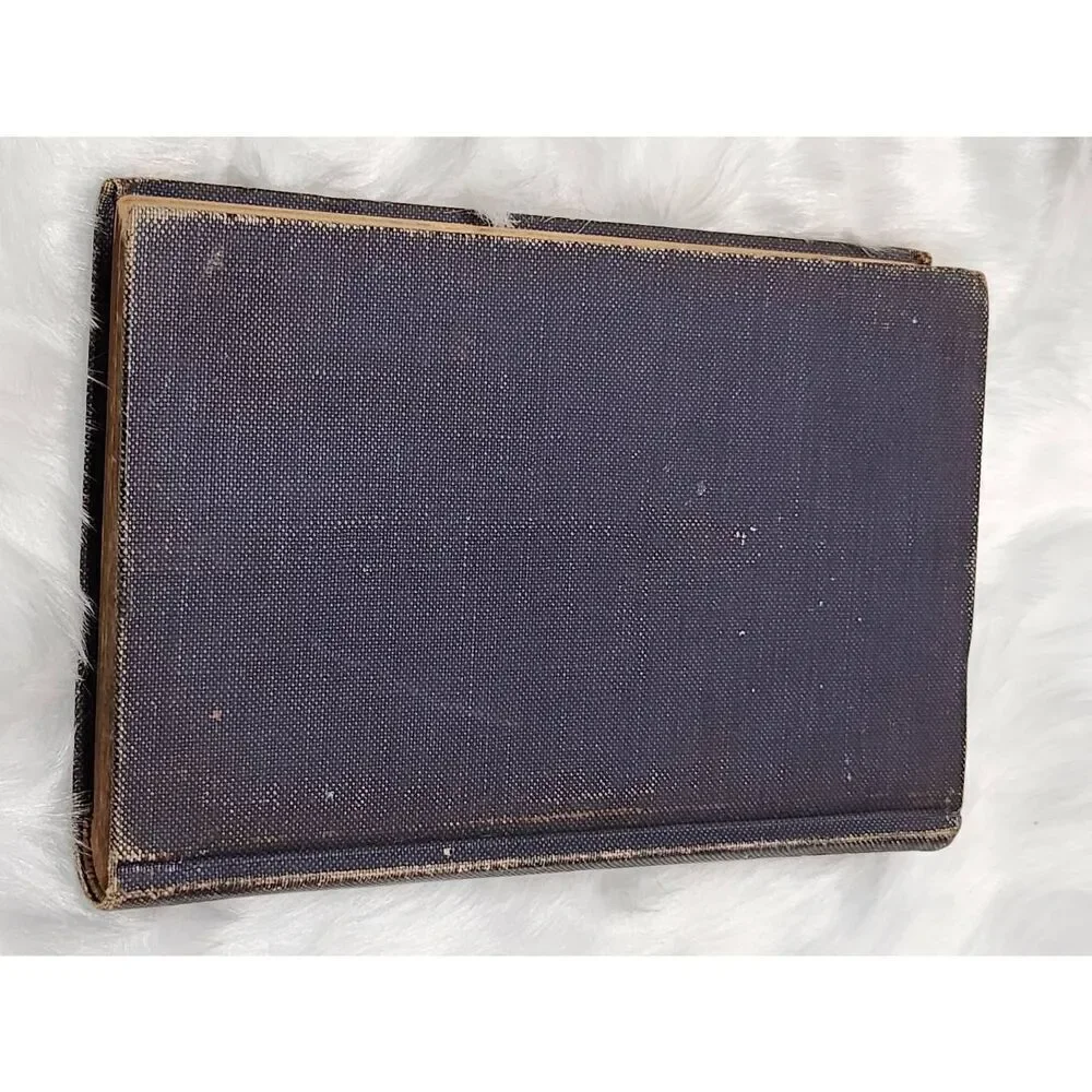 Vintage 1898 Miss Erin hardcover book #A88